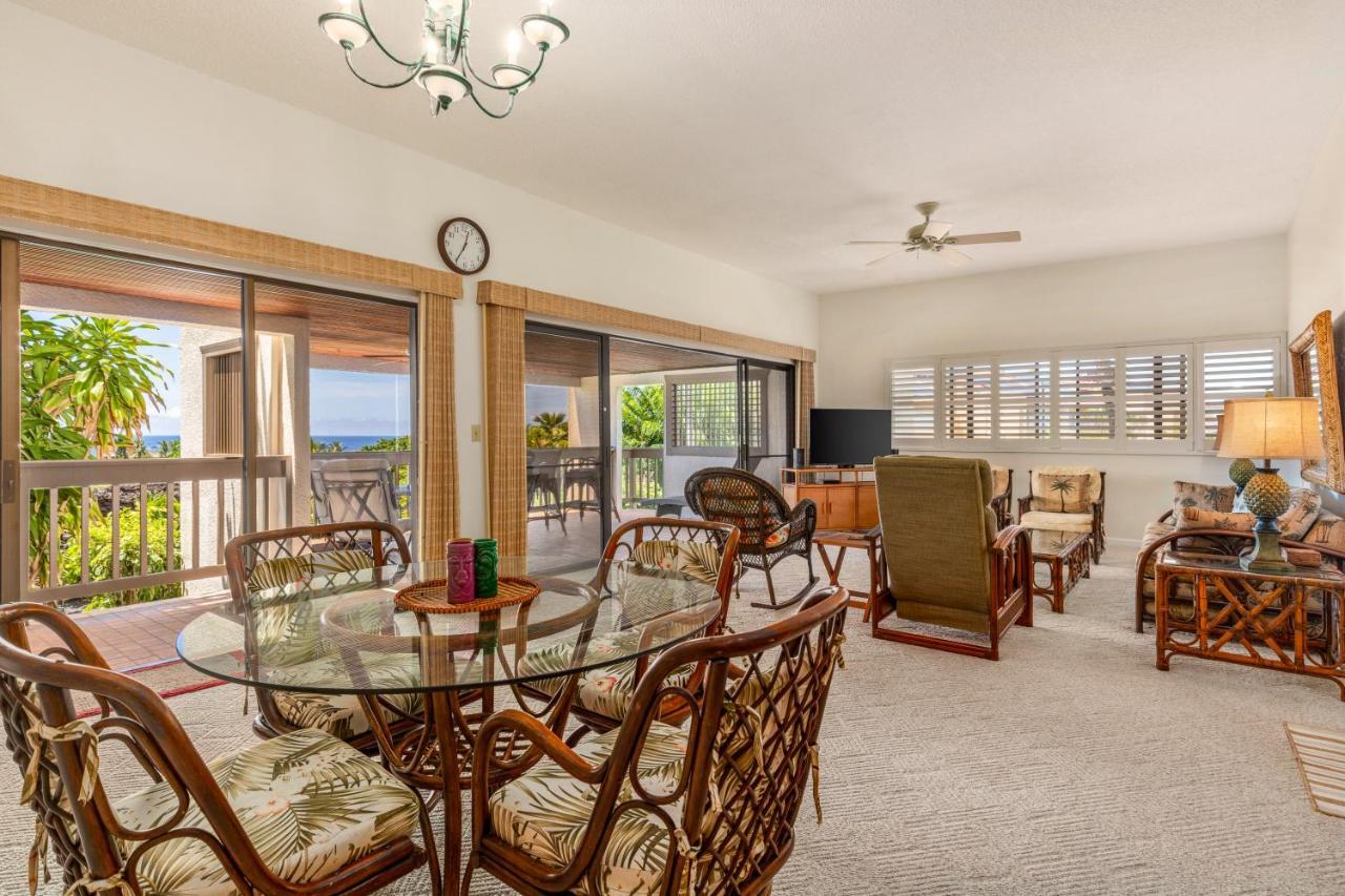 Oceanfront Complex With 2 Pools, Tennis Courts, And Expansive Ocean Views - 10-104 Kailua-Kona Buitenkant foto
