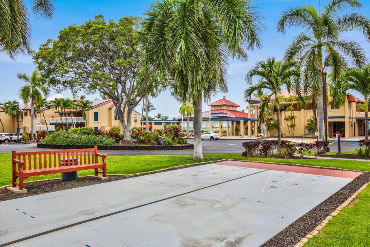 Oceanfront Complex With 2 Pools, Tennis Courts, And Expansive Ocean Views - 10-104 Kailua-Kona Buitenkant foto