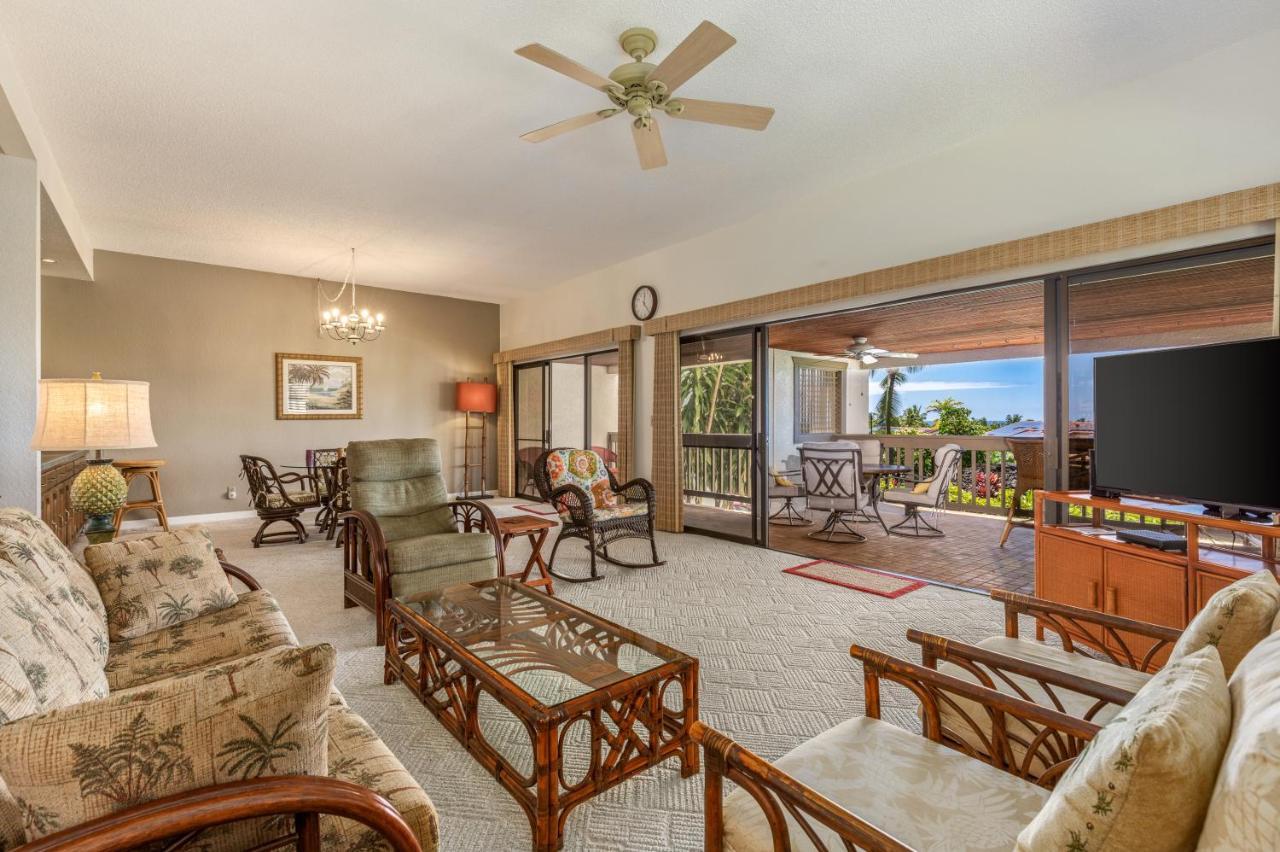 Oceanfront Complex With 2 Pools, Tennis Courts, And Expansive Ocean Views - 10-104 Kailua-Kona Buitenkant foto